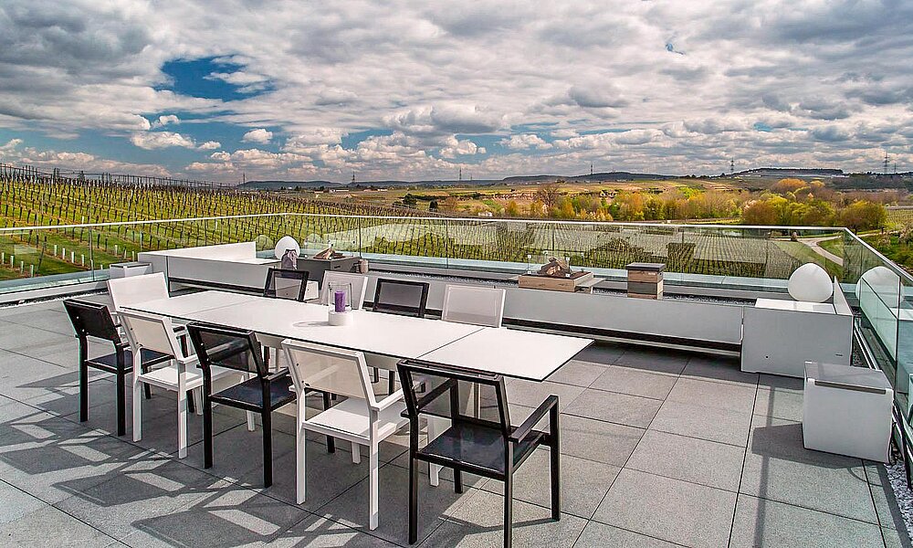 Die Aussicht von der Eber-Lounge über das gesamte Rieder